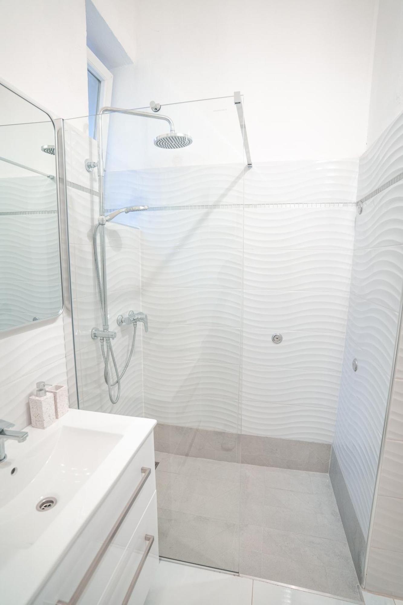 Apartment Val With Sea View Sibenik Exterior photo